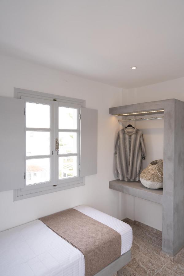 פריבולוס White Lily Suites & Lofts - Adults Only 16 Plus מראה חיצוני תמונה