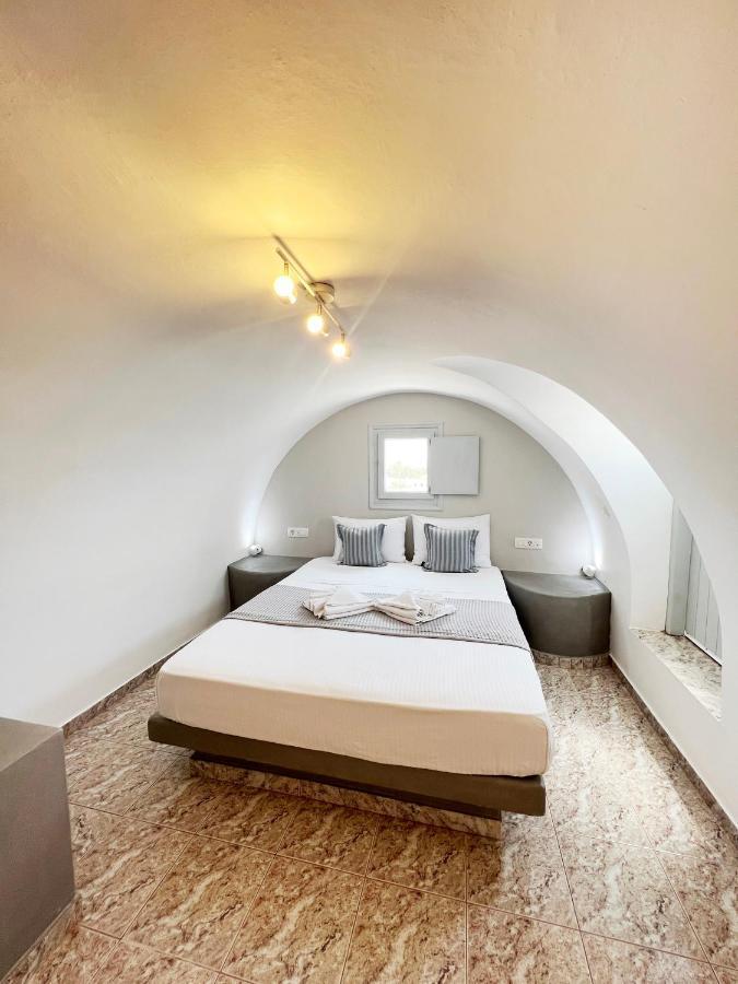 פריבולוס White Lily Suites & Lofts - Adults Only 16 Plus מראה חיצוני תמונה