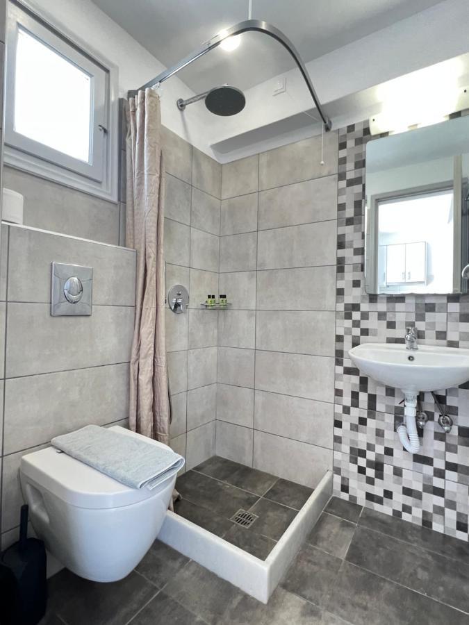 פריבולוס White Lily Suites & Lofts - Adults Only 16 Plus מראה חיצוני תמונה