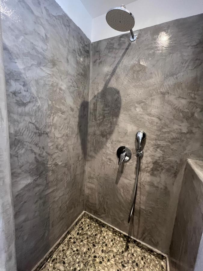 פריבולוס White Lily Suites & Lofts - Adults Only 16 Plus מראה חיצוני תמונה